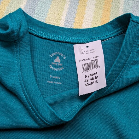 ⭐ NEW NWT 2 GAP Long Sleeve tops 5T - Picture 7 of 7